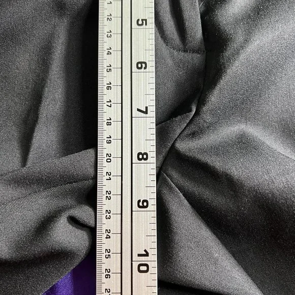 📌Tracy Evans Timeless Black Dress Shorts - Picture 6 of 13